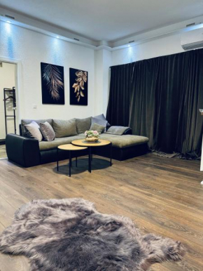 Gianni's Apartments